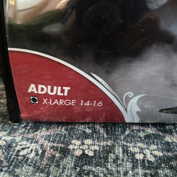 NIB!! Halloween Costume! Women’s Extra Large Gothic Vampire Costume - Picture 4 of 6